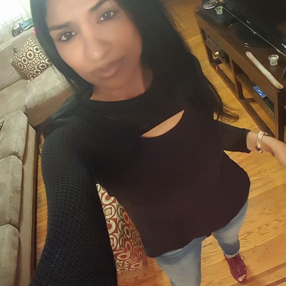 Meet your Posher, Jeanette - Picture 1 of 1